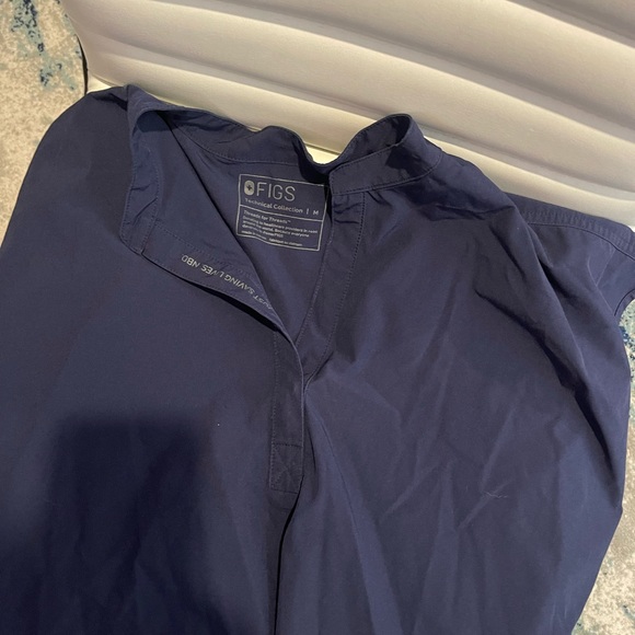 Figs Rafaela Oversized FREEx Top - Picture 2 of 2